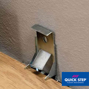 Плинтус Quick-Step Крепеж Quick step (Китай) QSCLIPSKME95A